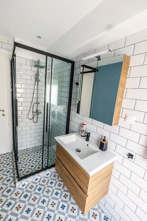 Stylish Urban Getaway By Thesbnb Thessaloniki Apartment
